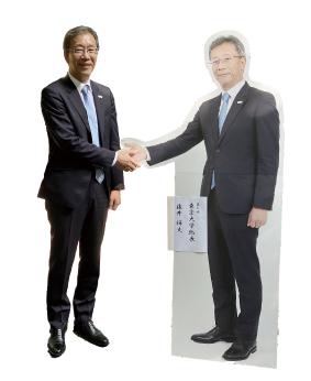 総長パネル.jpg