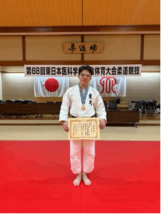 東医体優勝富澤.gif